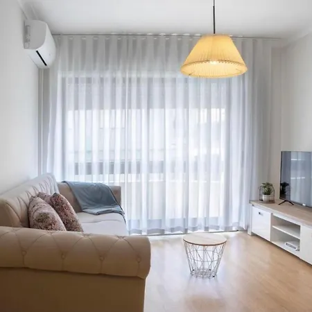 Belas Artes By Lovelystay *